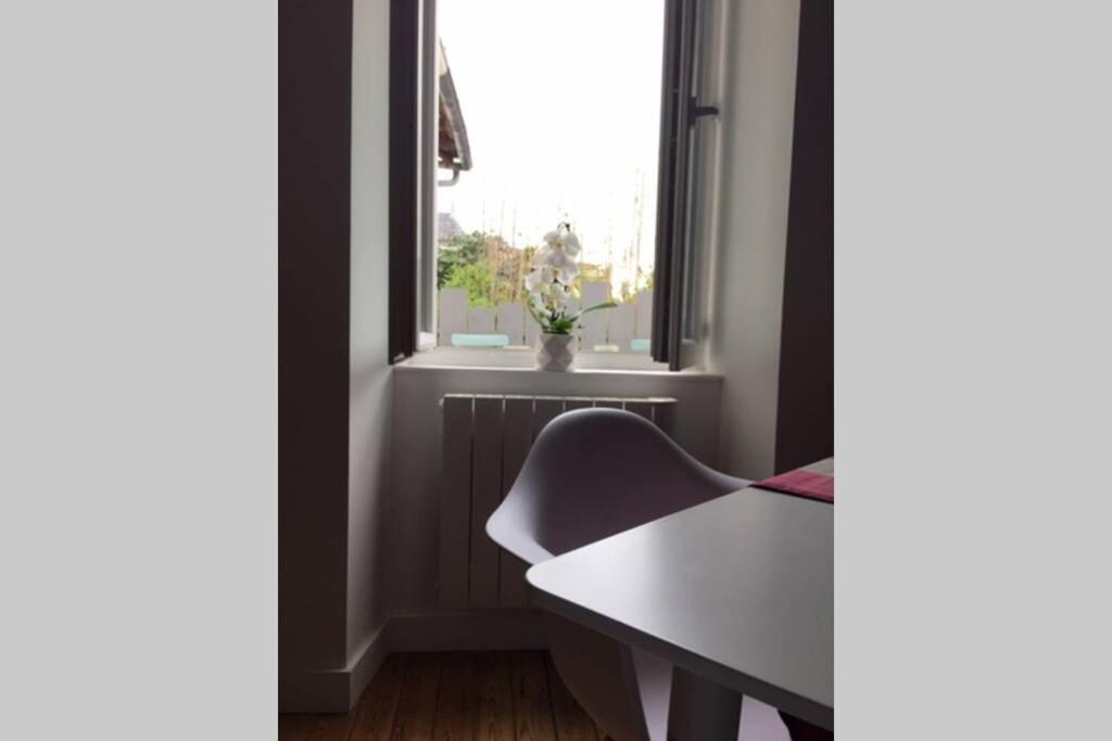 Appartement De Caractere Avec Terrasse. La Rochelle  Exterior photo